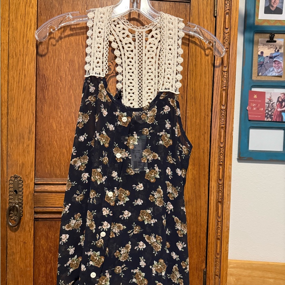 Papaya Black Floral Lace Tank Top
